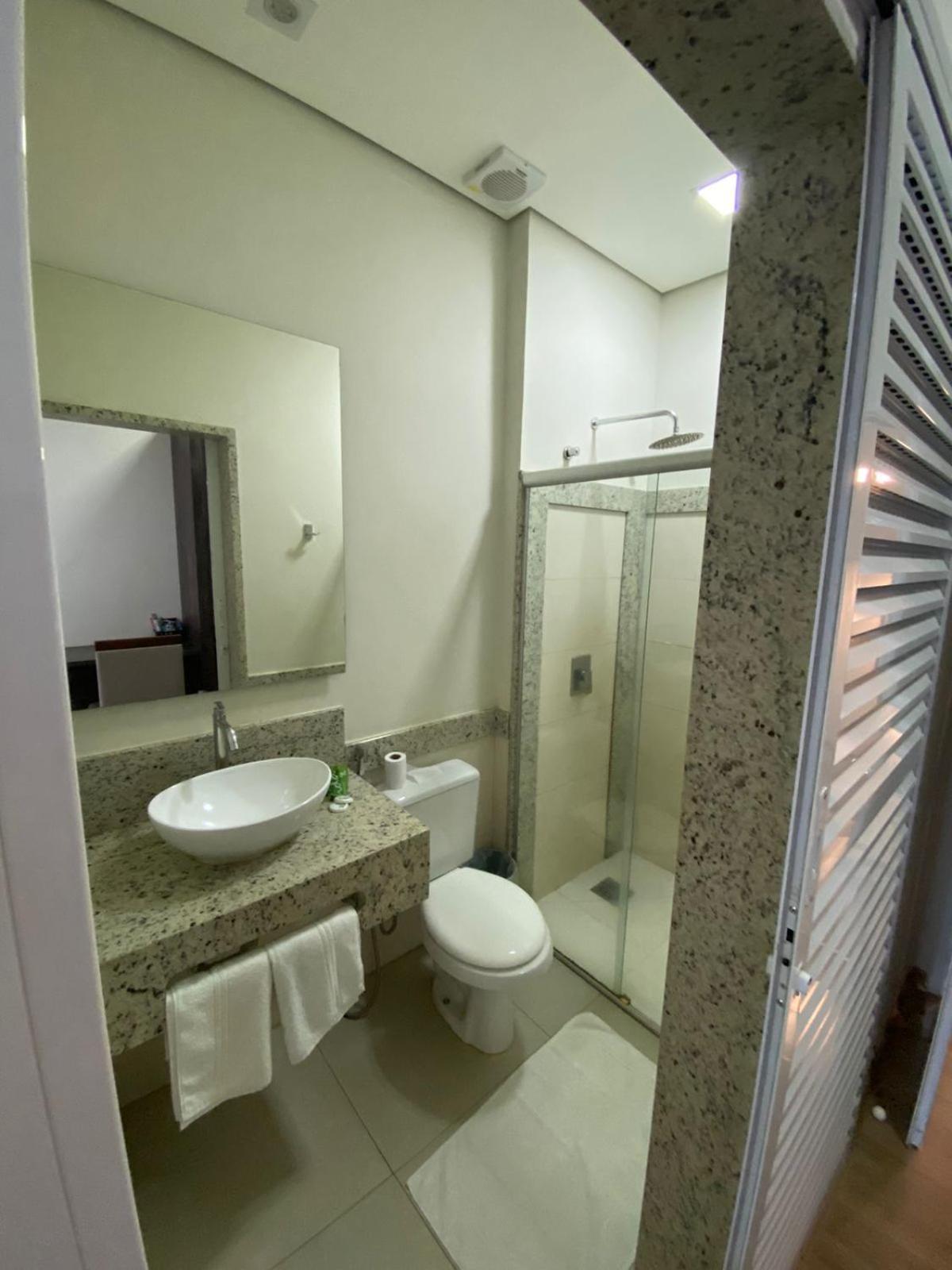Hotel Recanto Dos Ipes Frutal Exterior photo