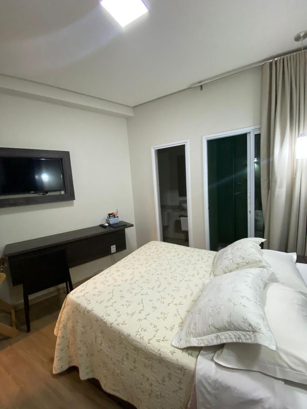 Hotel Recanto Dos Ipes Frutal Exterior photo